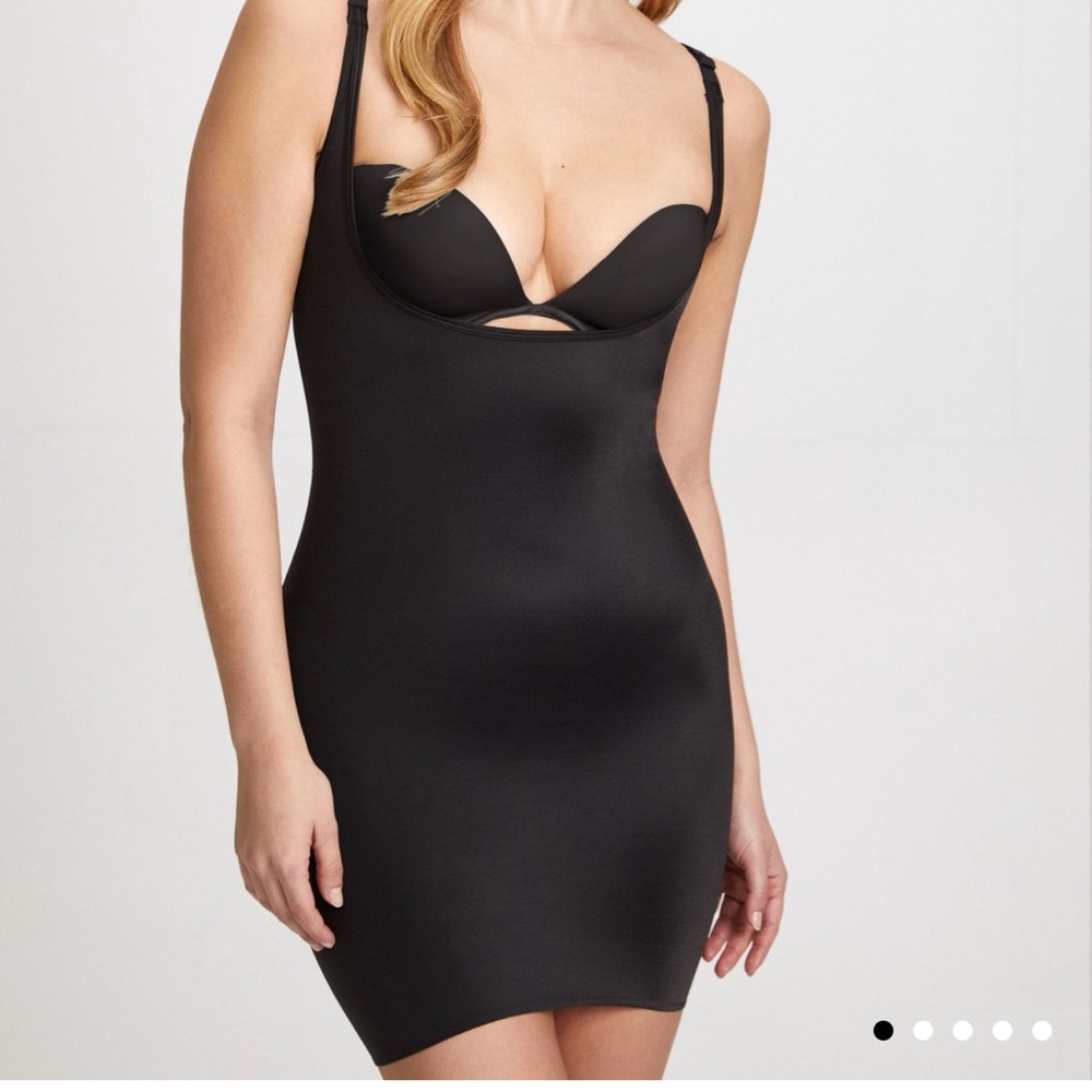 Elegant Black Shapewear Slip for Women